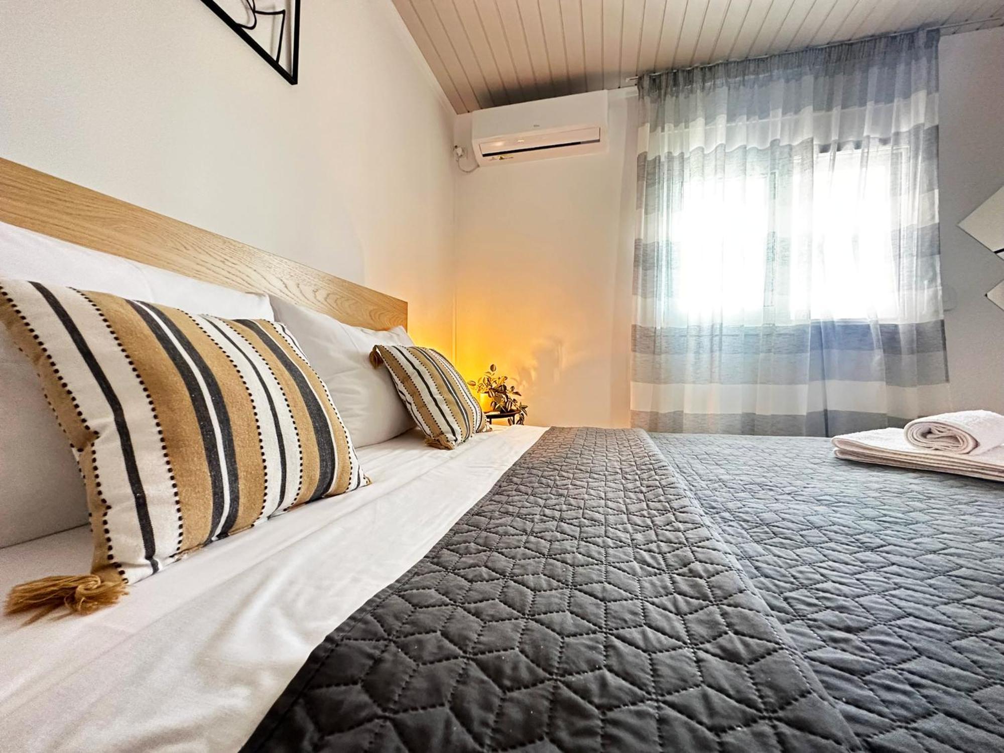 Oceanus Summer House Đảo Đảo Salamis Ngoại thất bức ảnh